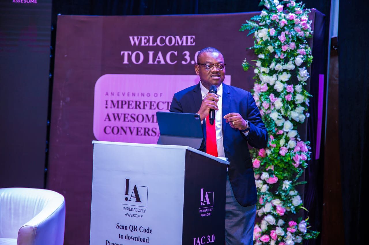 Amos Ologunleko speaking at Imperfectly Awesome Conversations